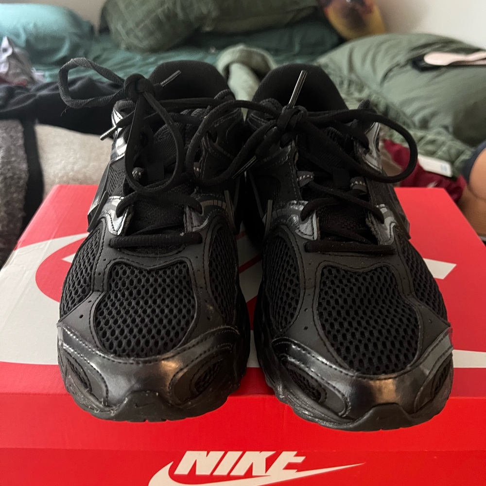 Nike V5 RNR black - Picture 2 of 5